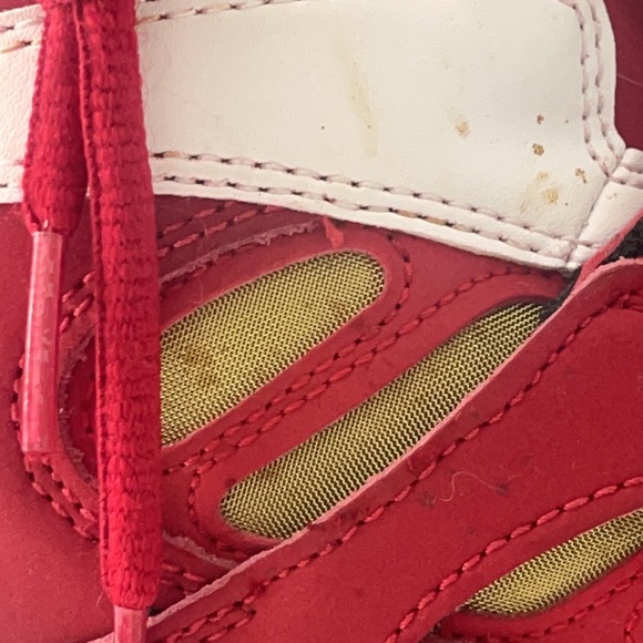 Nike Air Diamond Turf II Varsity Red Gold Size 10 (2012) Box and receipt - Picture 6 of 16